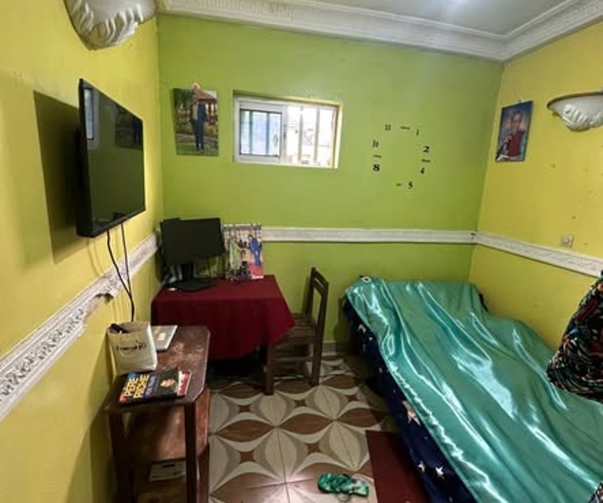 Chambre avec coin cuisine - Lycée de Biyemassi