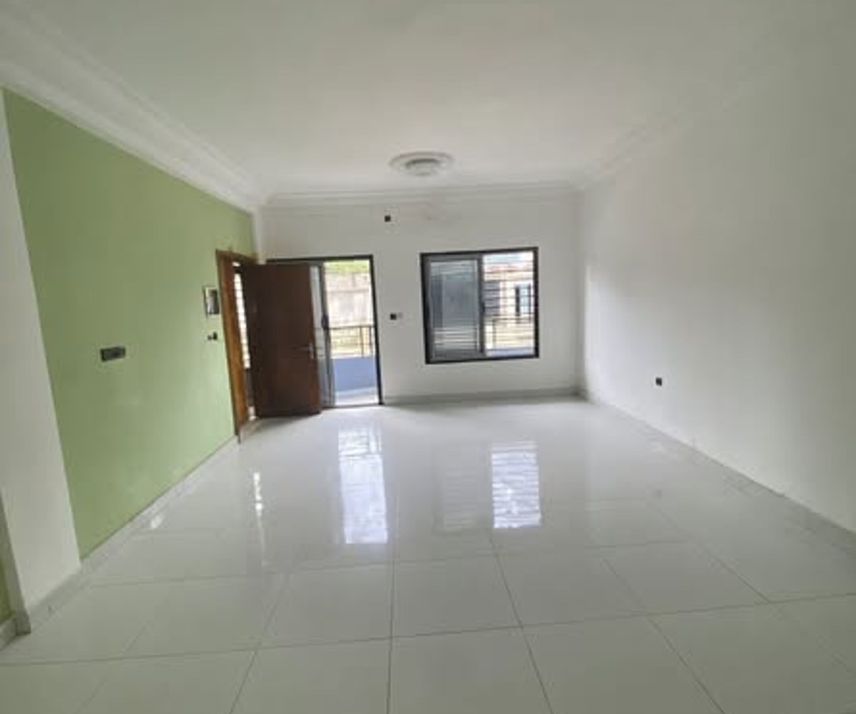Appartement 3 chambres à Yassa