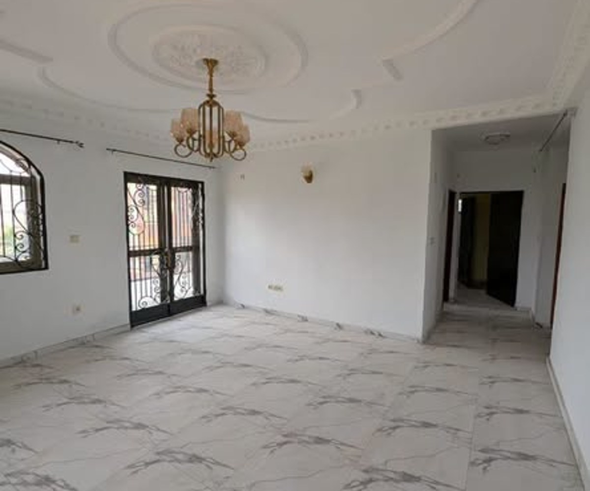 Appartement neuf 2 chambres à Odza - 130 000 FCFA/mois