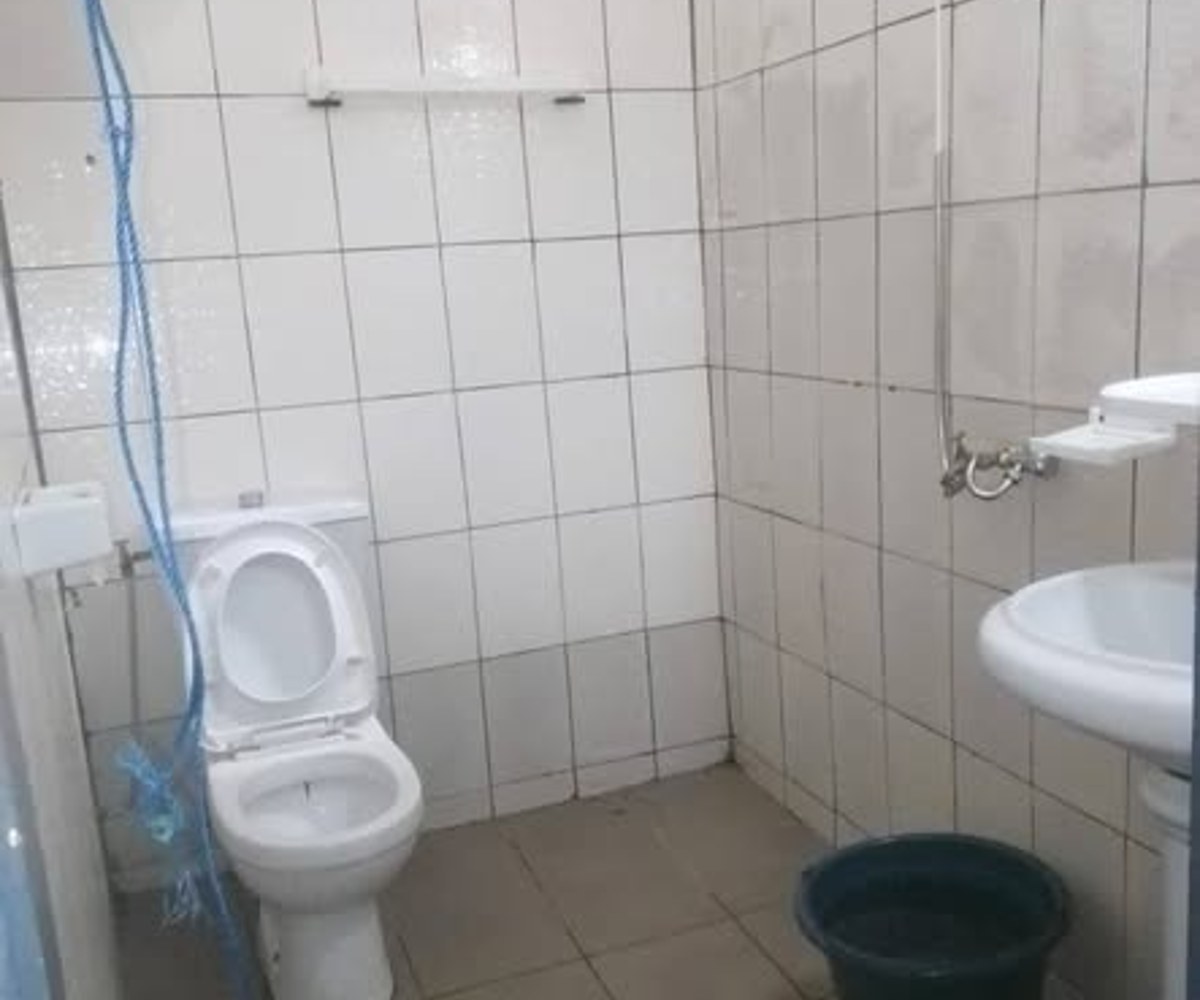 Studio moderne à louer – Akwa Nord, Douala