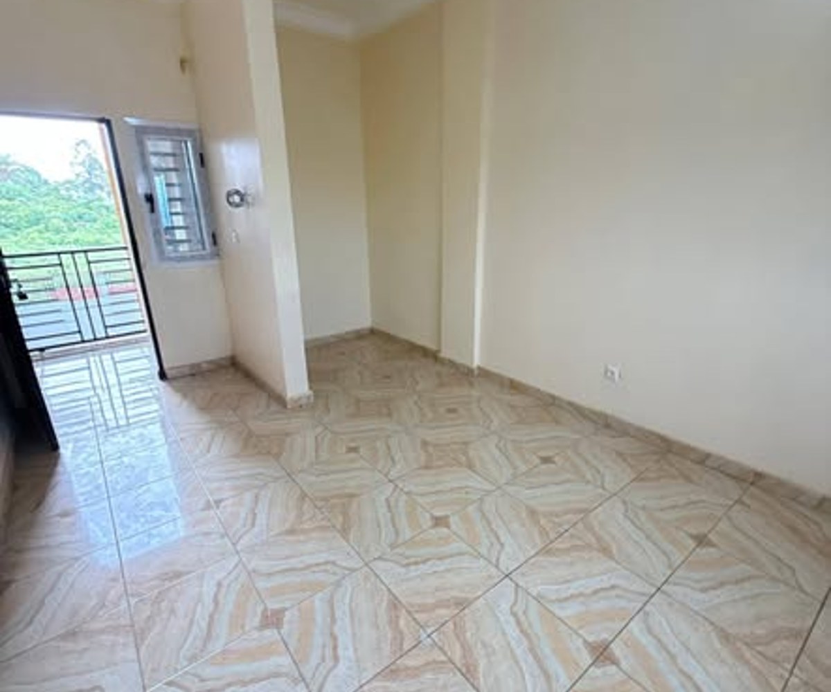 Chambre moderne à louer - Tsinga Village, Yaoundé