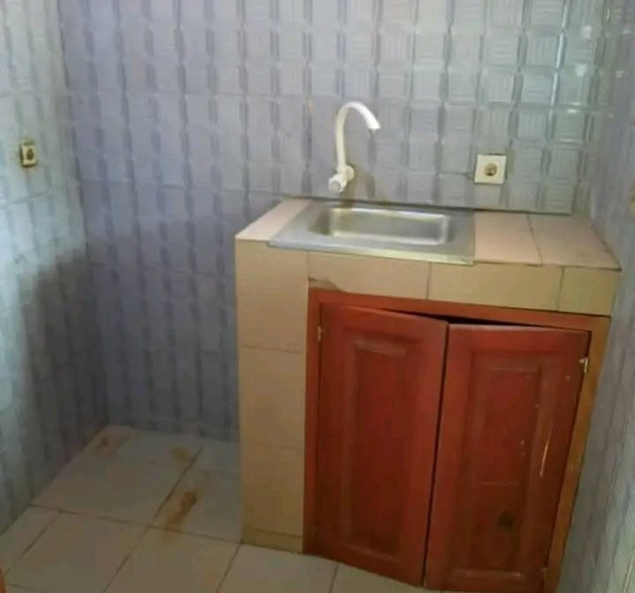 Studio moderne à louer à Logpom