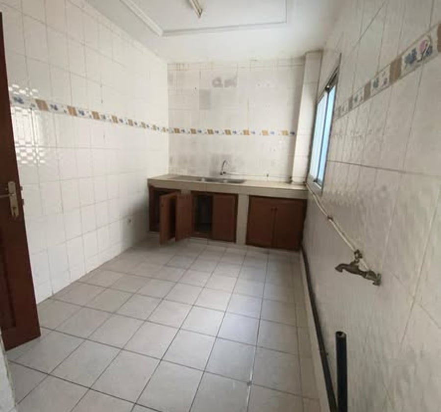 Appartement 2 chambres à louer – Bonapriso, Douala