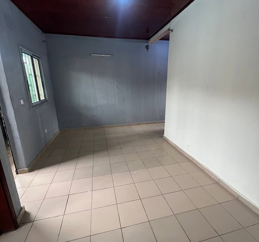 Studio moderne à louer – TKC