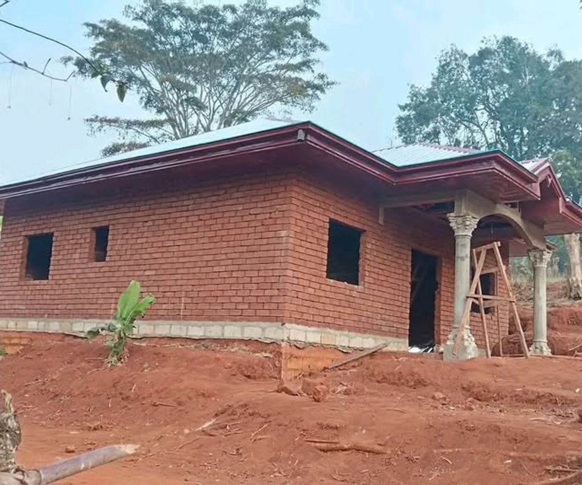 Vaste chambre moderne à louer à Obobogo