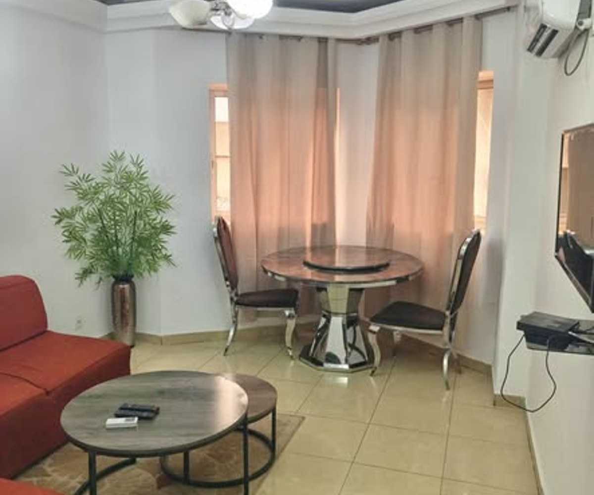 Meublés disponibles à Elig-Essono, Yaoundé