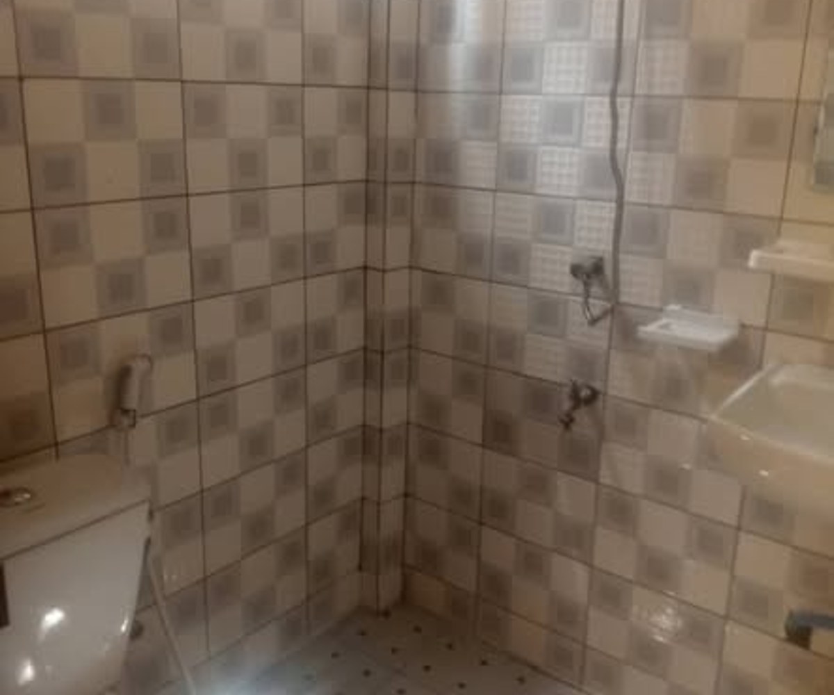 Chambre moderne disponible à Douala (Nyalla)