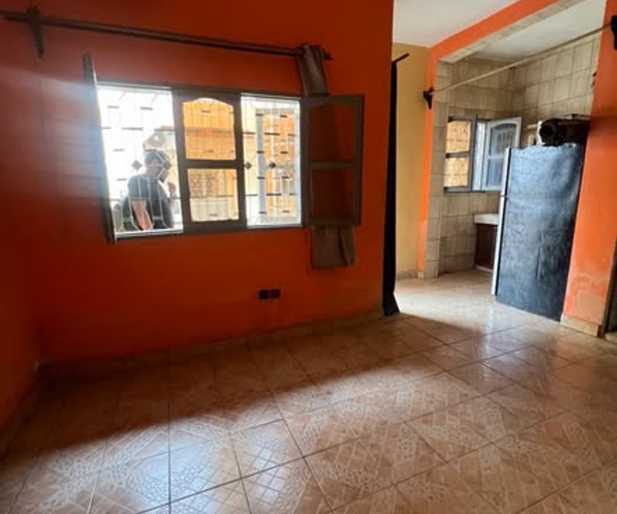 Chambre moderne à louer à Logbessou