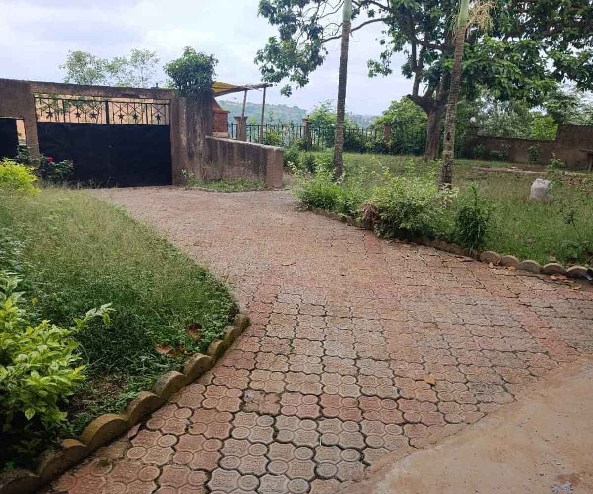 Villa à louer à Nkoabang