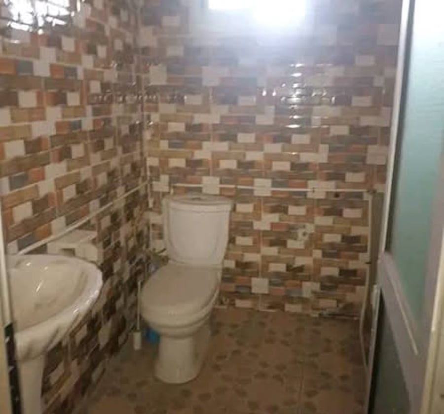 Grand appartement staffé à louer à Bépanda