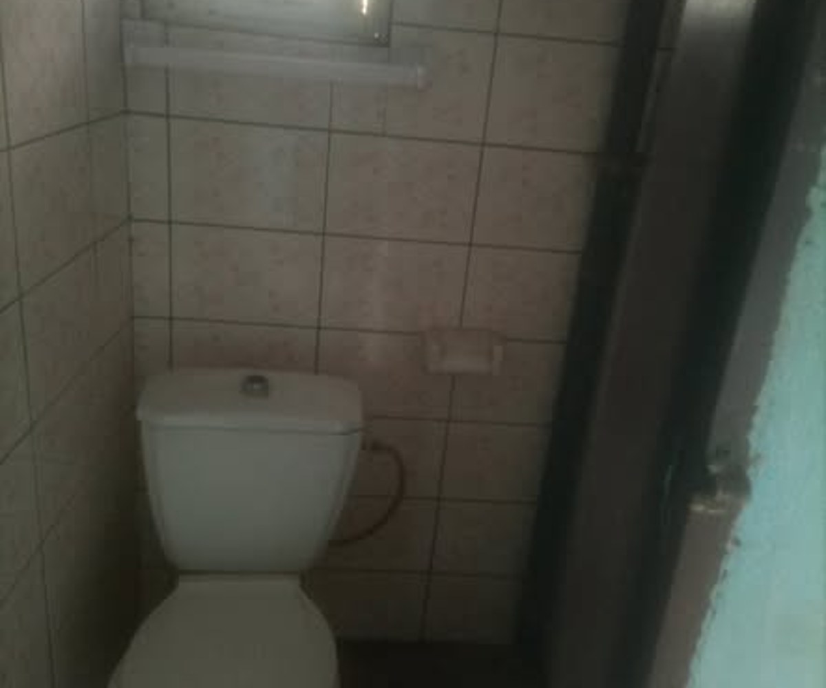 Chambre étudiant à PK 15 - Douala