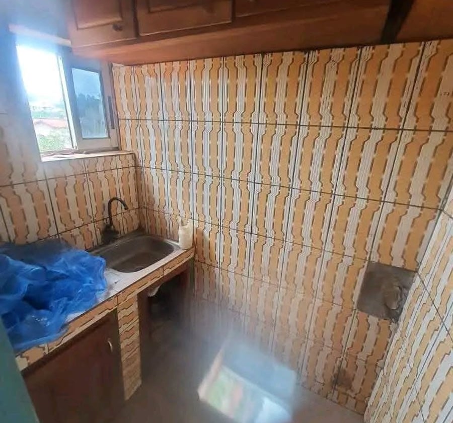 Studio moderne à louer à Nkolbisson – 50 000 XAF/mois