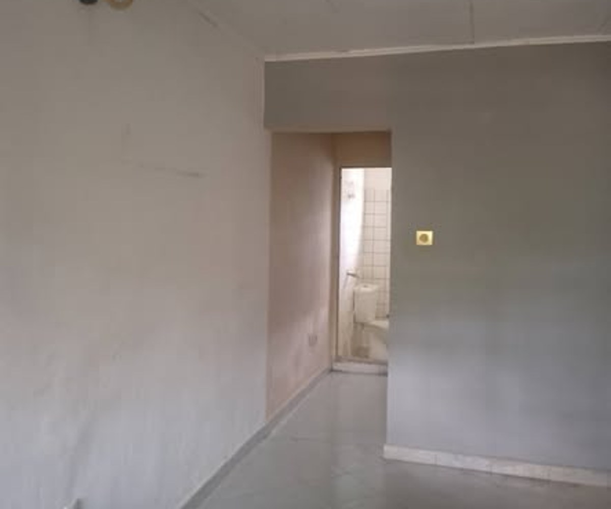 Studio moderne à PK12
