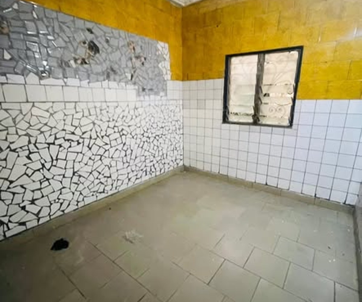 Studio moderne à PK 12