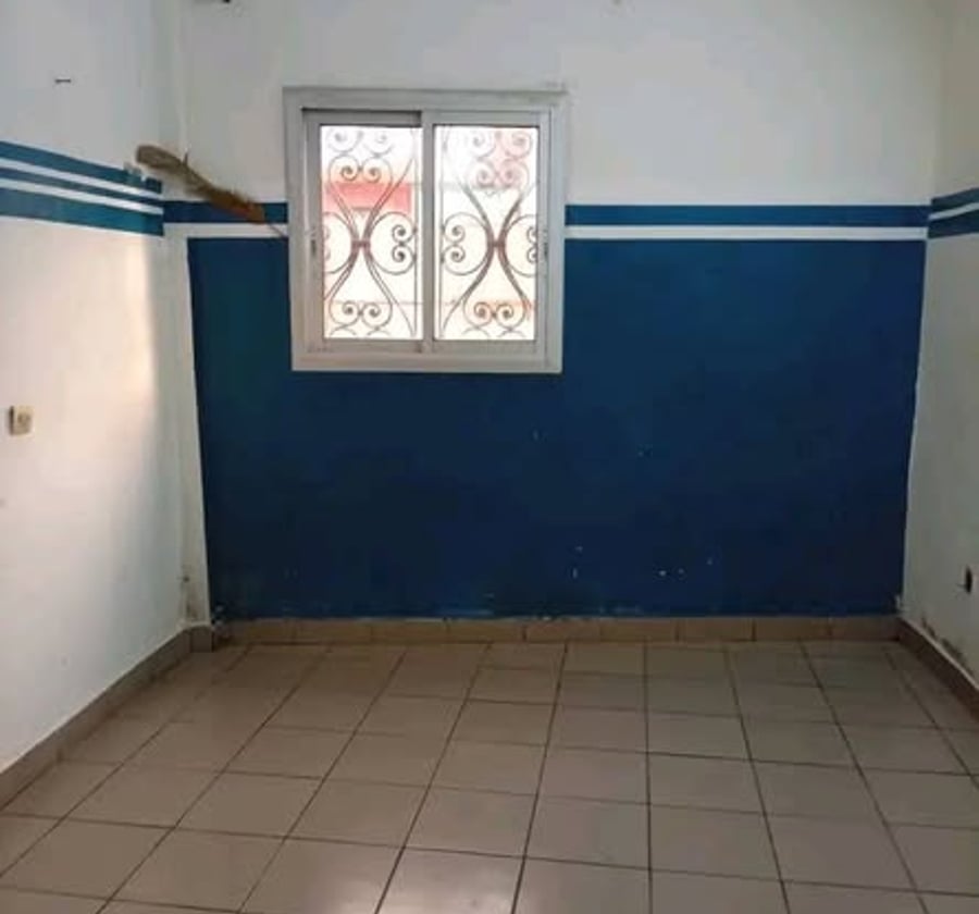 Studio à louer à Makepe Missoké