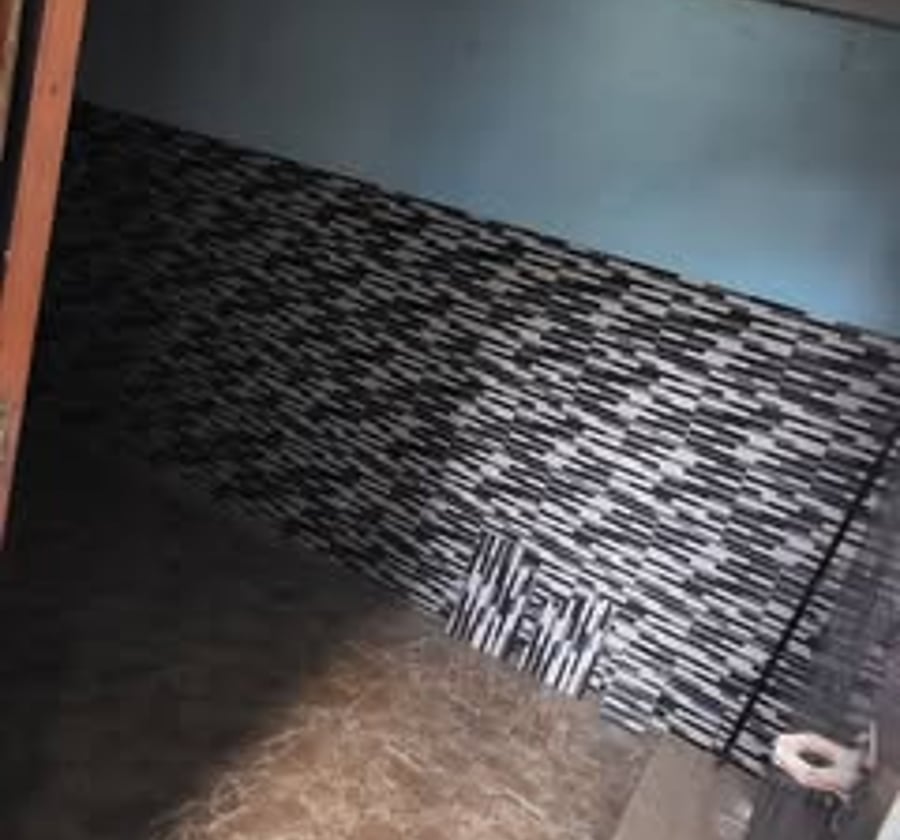Grande chambre moderne 2 pièces - Village, Douala