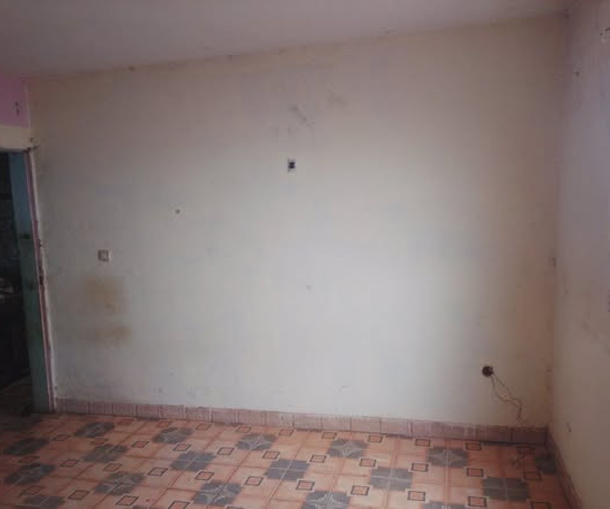 Studio simple à Mimboman Château