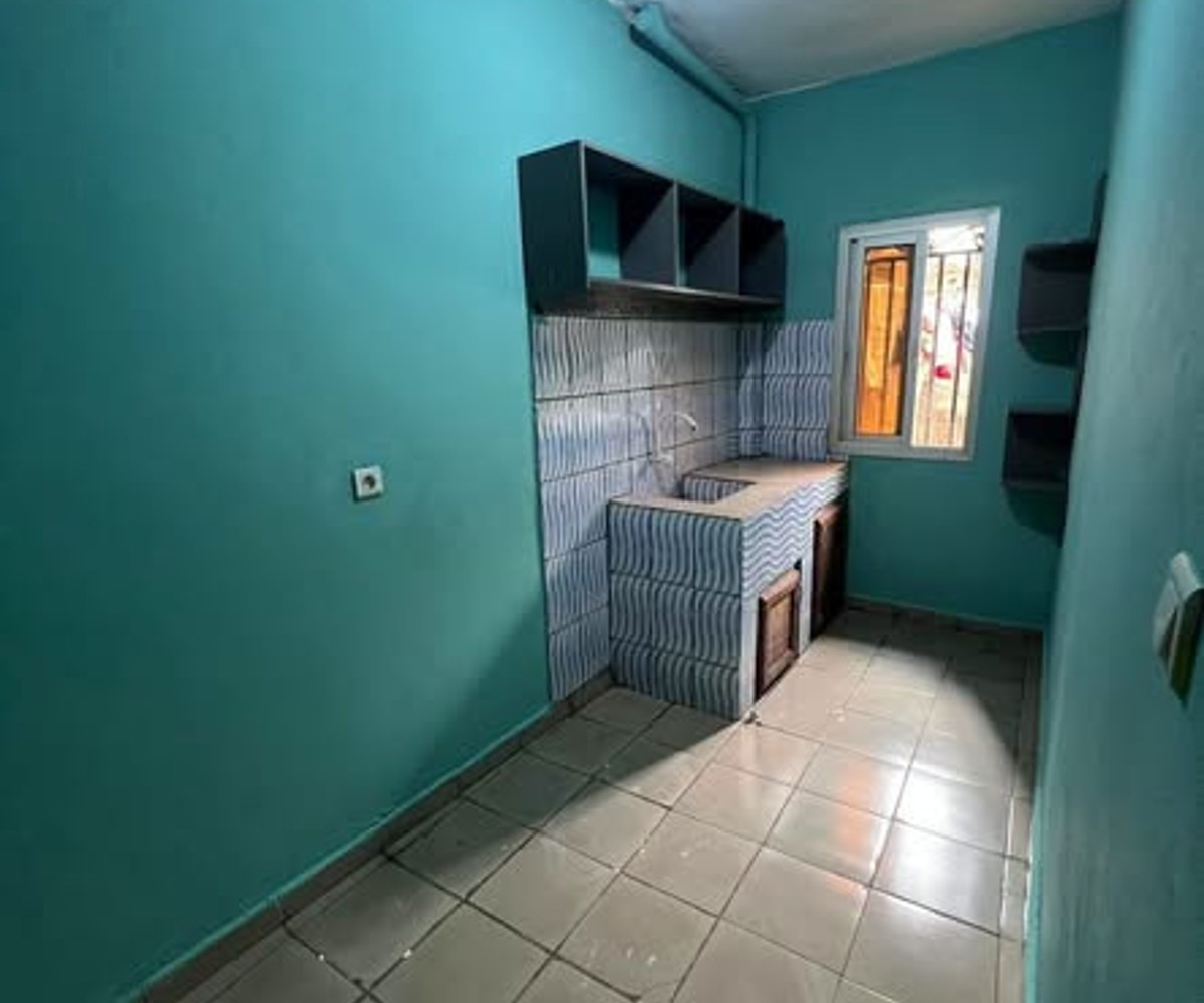 Studio à louer - Biyem-Assi TKC - 60 000 FCFA