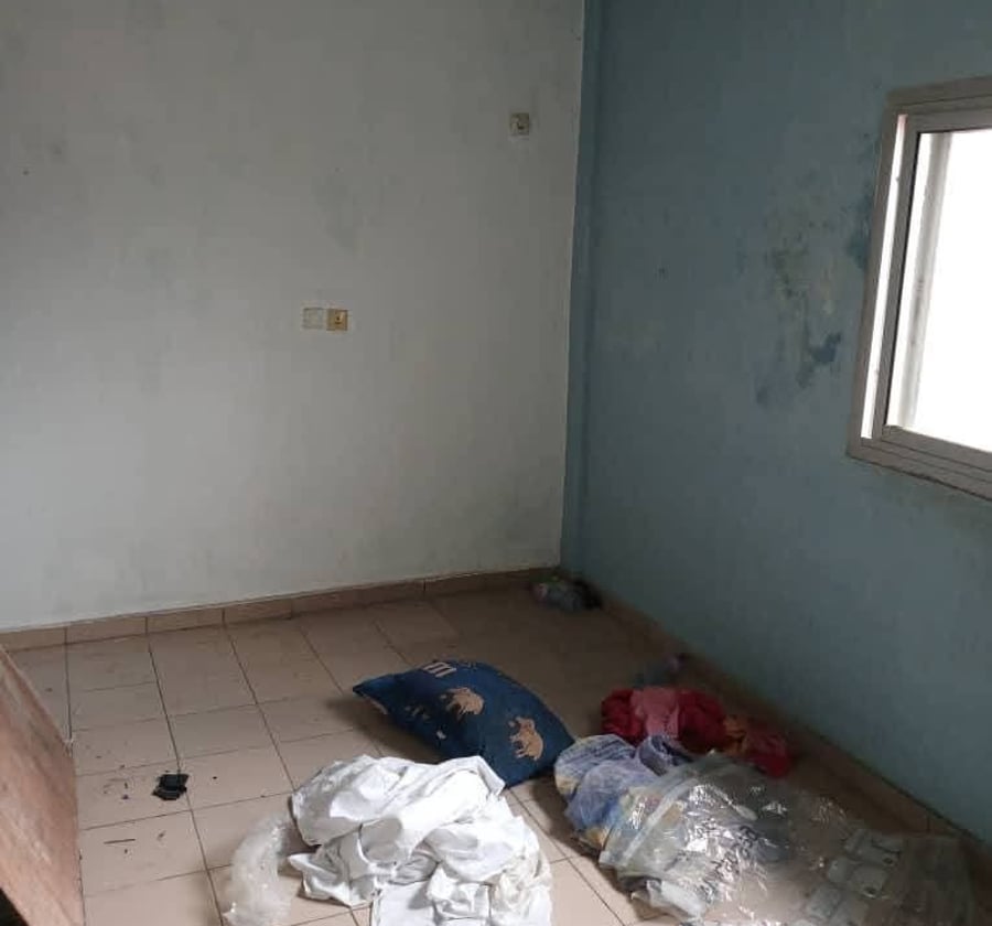 Studio moderne à louer à Beedi, Douala