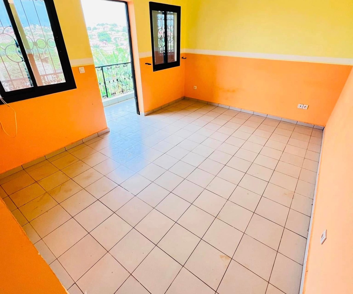 Studio moderne à Emana