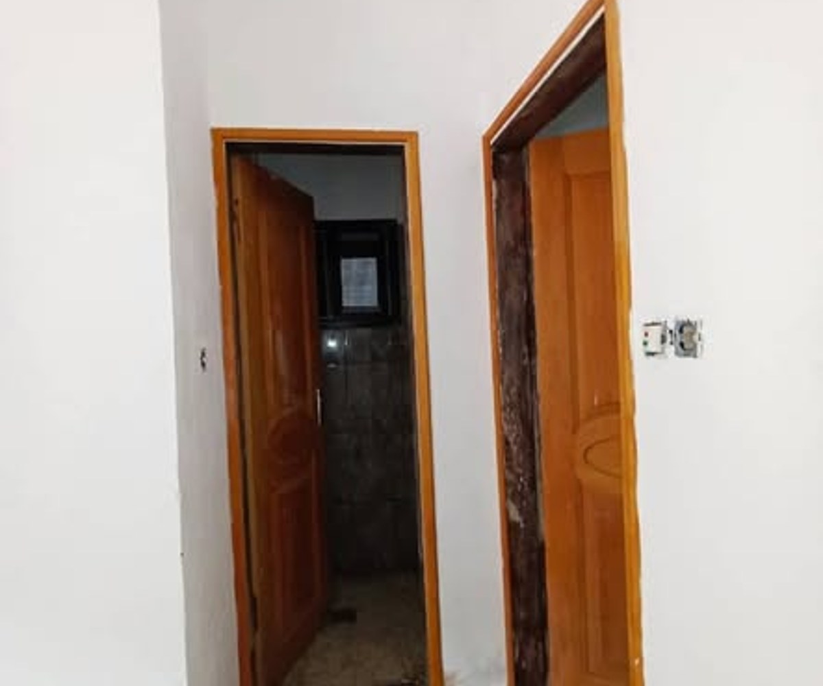 Grand studio moderne à Village, Douala