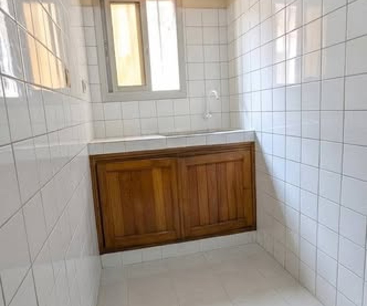 Chambre moderne à Makepe Missoké, Douala