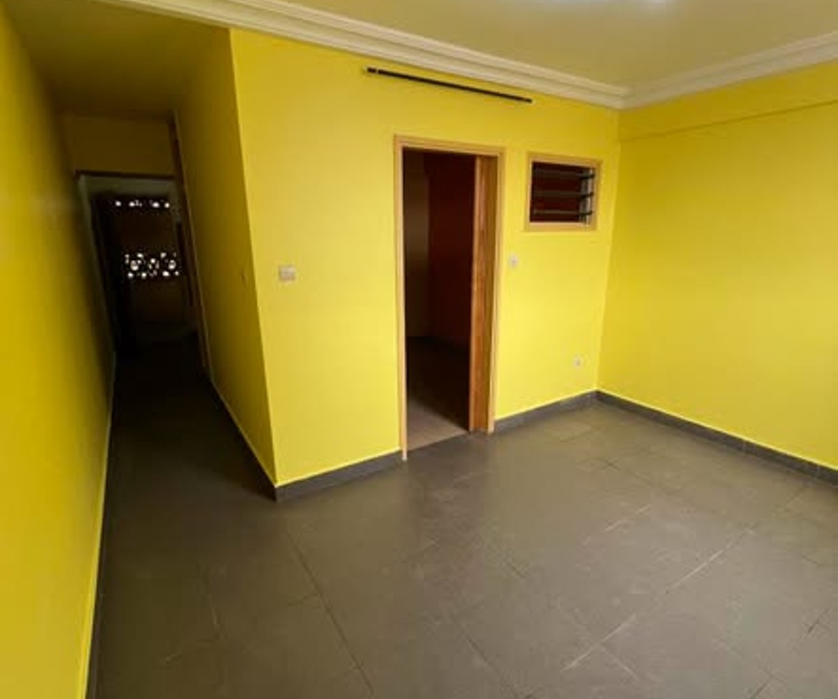 Studio moderne à louer à Nsimeyong