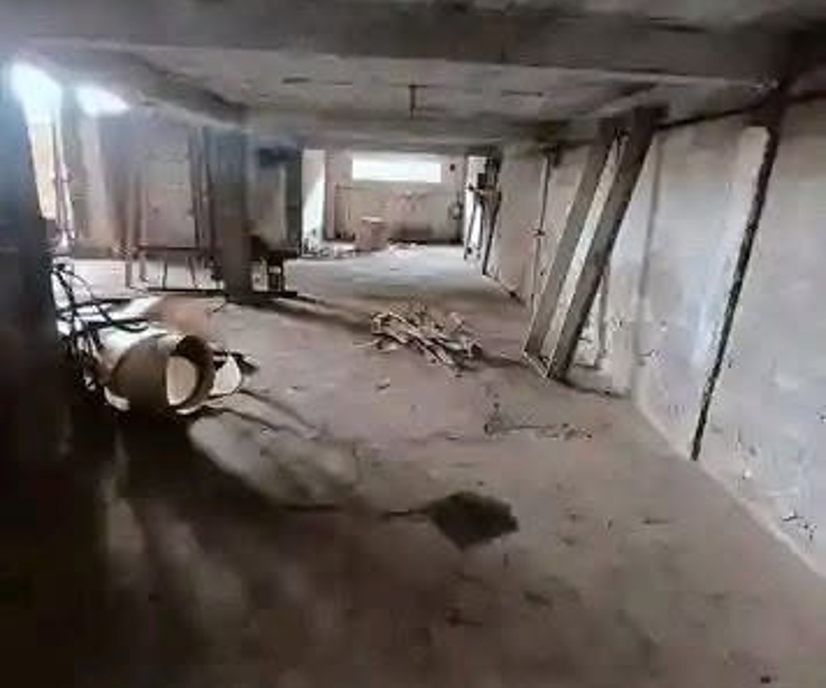 Entrepôt à louer à Yaoundé Mvog-Ada
