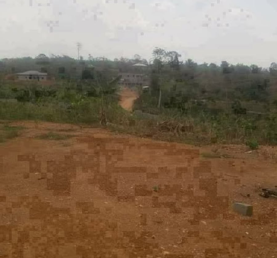 Terrain à vendre à Nkoabang, 4200 m2