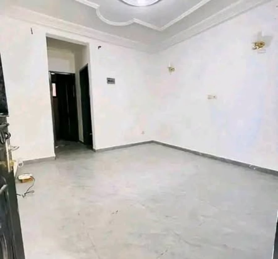 Chambre moderne spacieuse - Makepe, Douala