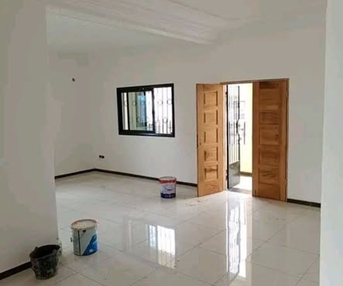 Studio moderne à louer - Odza, Auberge Bleue