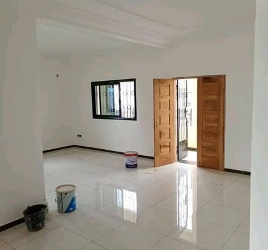 Studio moderne à louer - Odza, Auberge Bleue