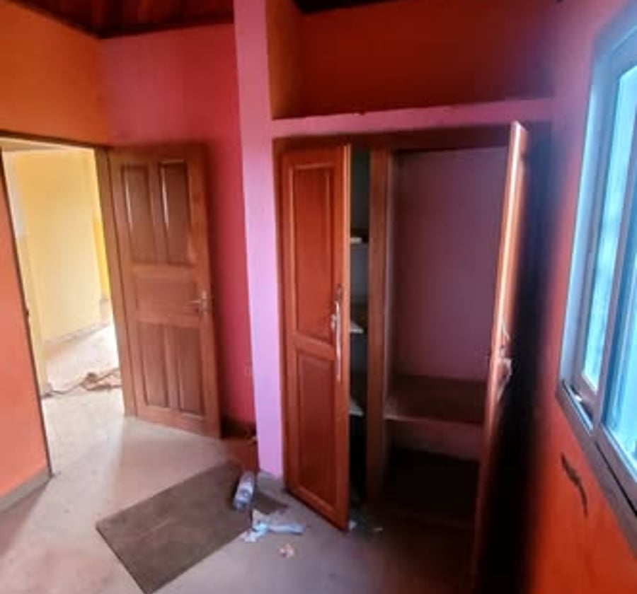 Appartement moderne - 2 chambres - Messassi/Nkolondom - Yaoundé