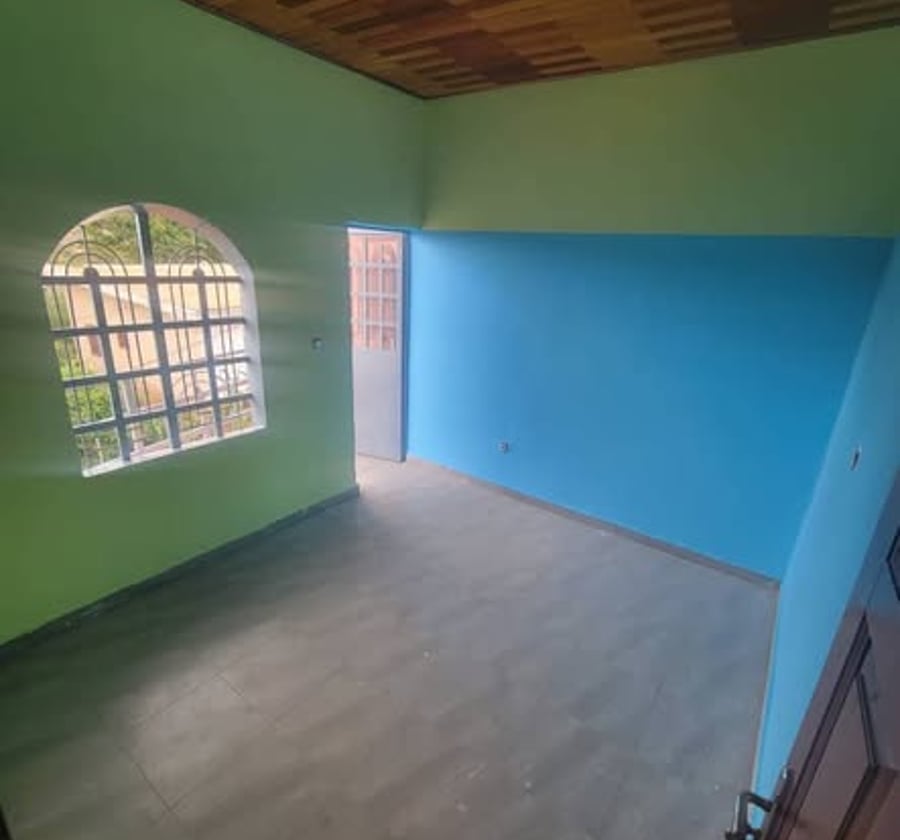 Studio moderne à louer – Ngousso, Yaoundé (près Hôpital général)