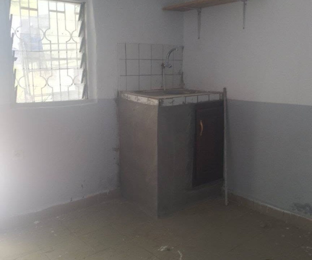 Studio moderne à louer - Essomba Mosquée, Yaoundé