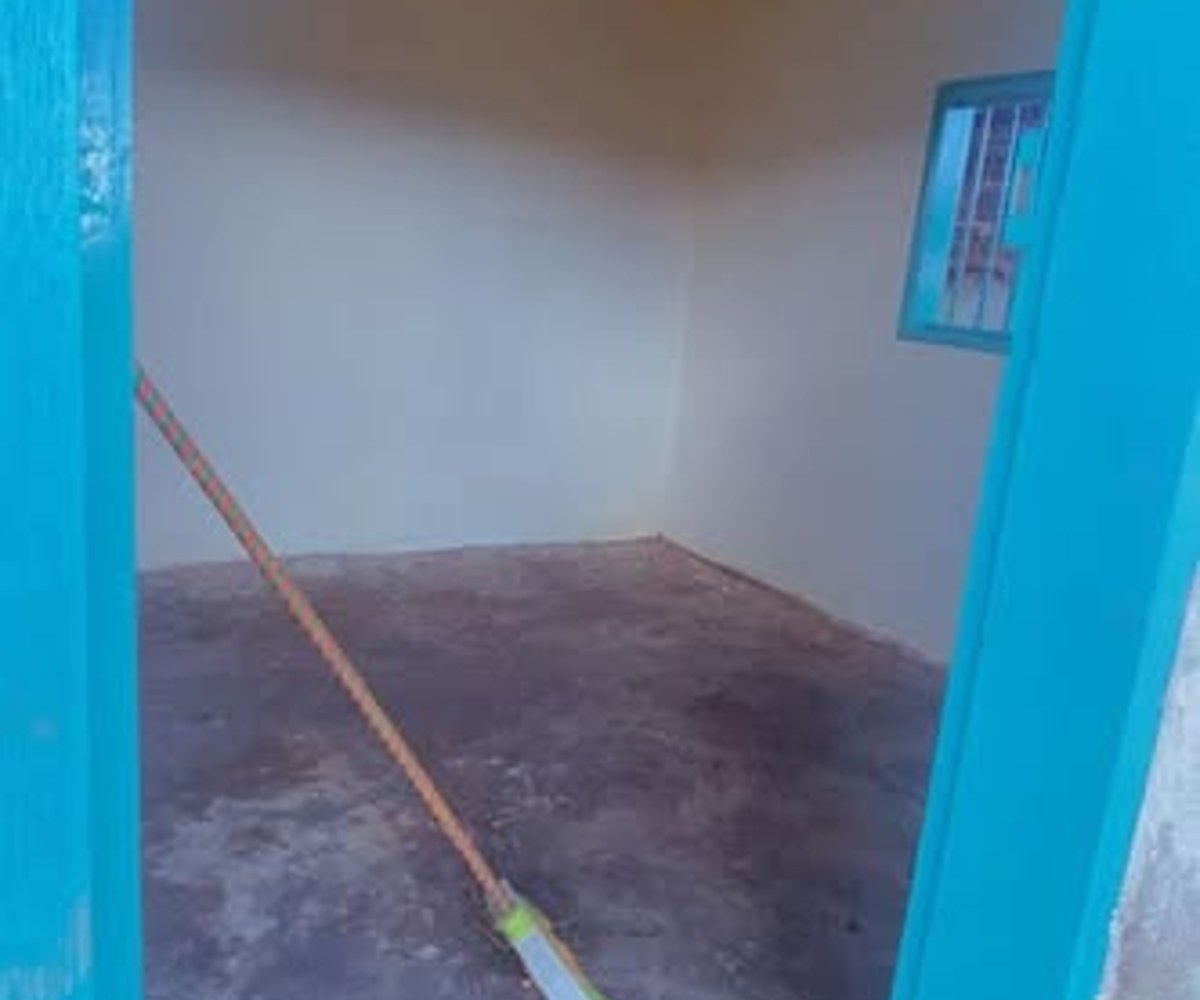 Chambre simple à louer - Coron, Yaoundé