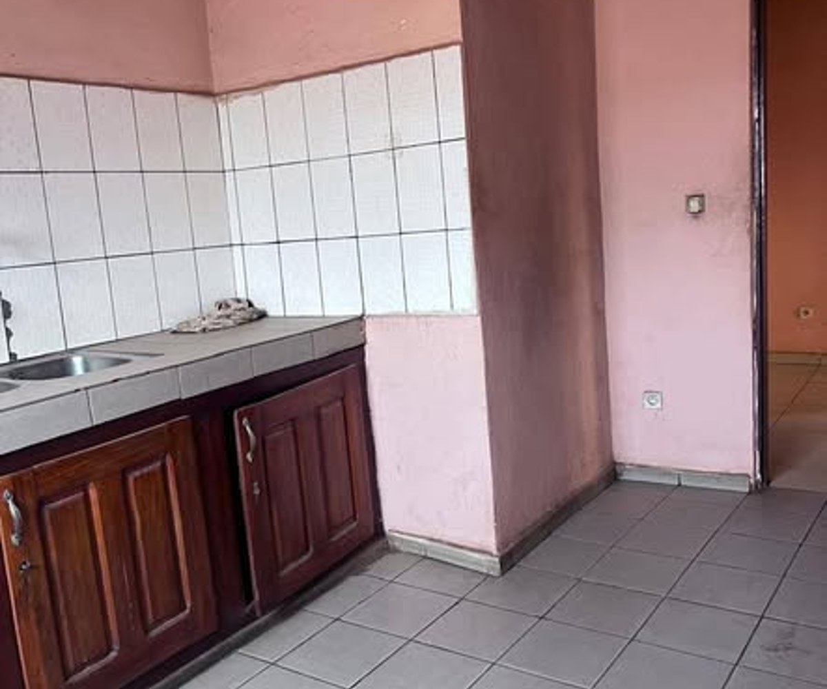 Appartement à louer - 3 chambres - Yaoundé Elig-Edzoa