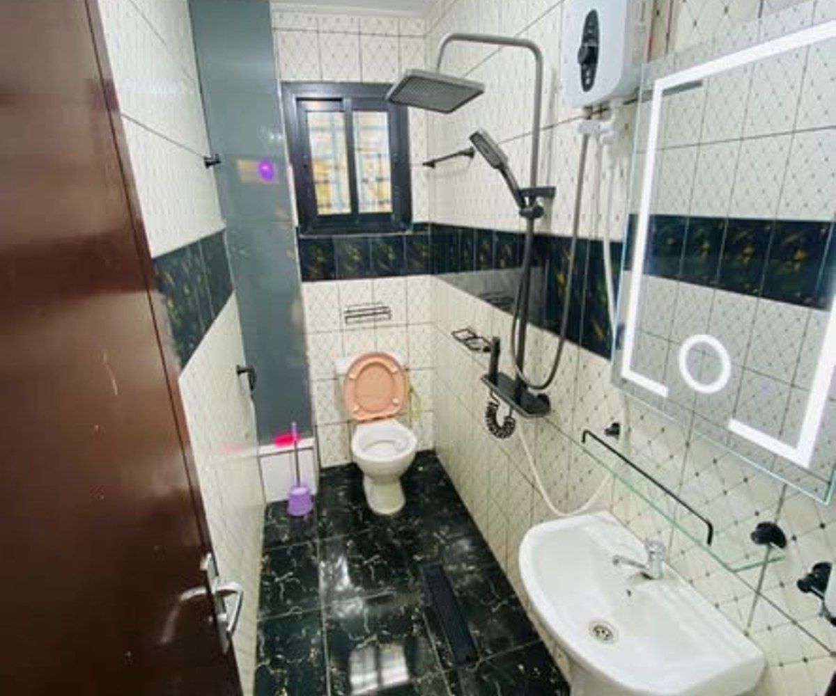 Studio moderne haut standing à louer - Logpom, Douala