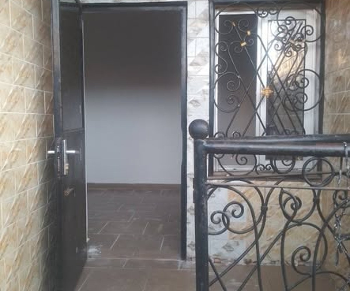 Studio moderne à Essomba, Yaoundé - 60 000 FCFA/mois