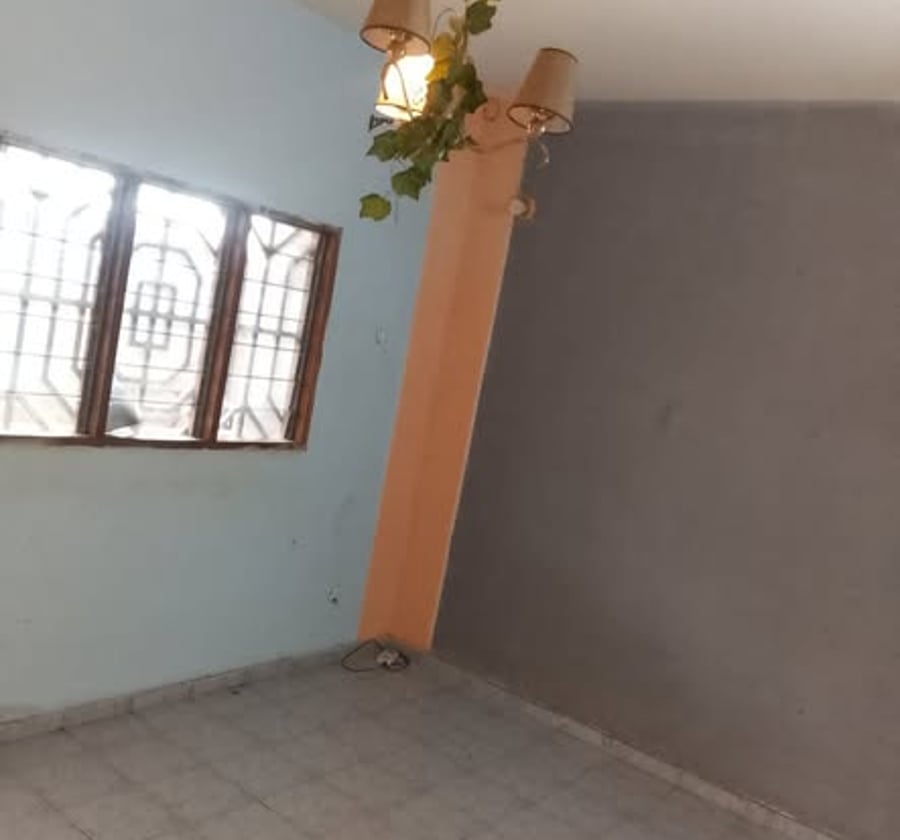 Terrain titré de 300 m² à vendre à Japoma Cocotier