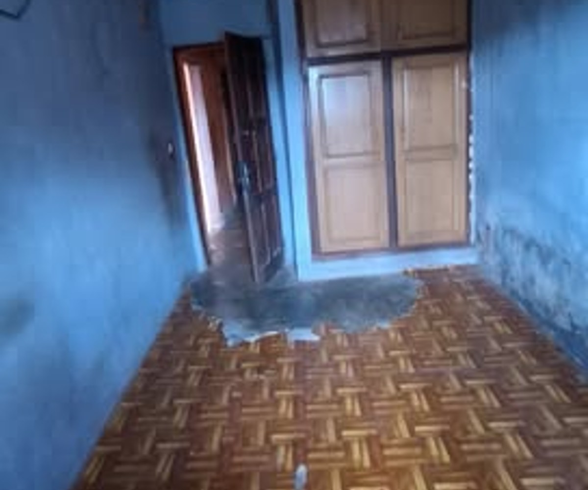 Appartement 3 chambres à Ekoumdoum