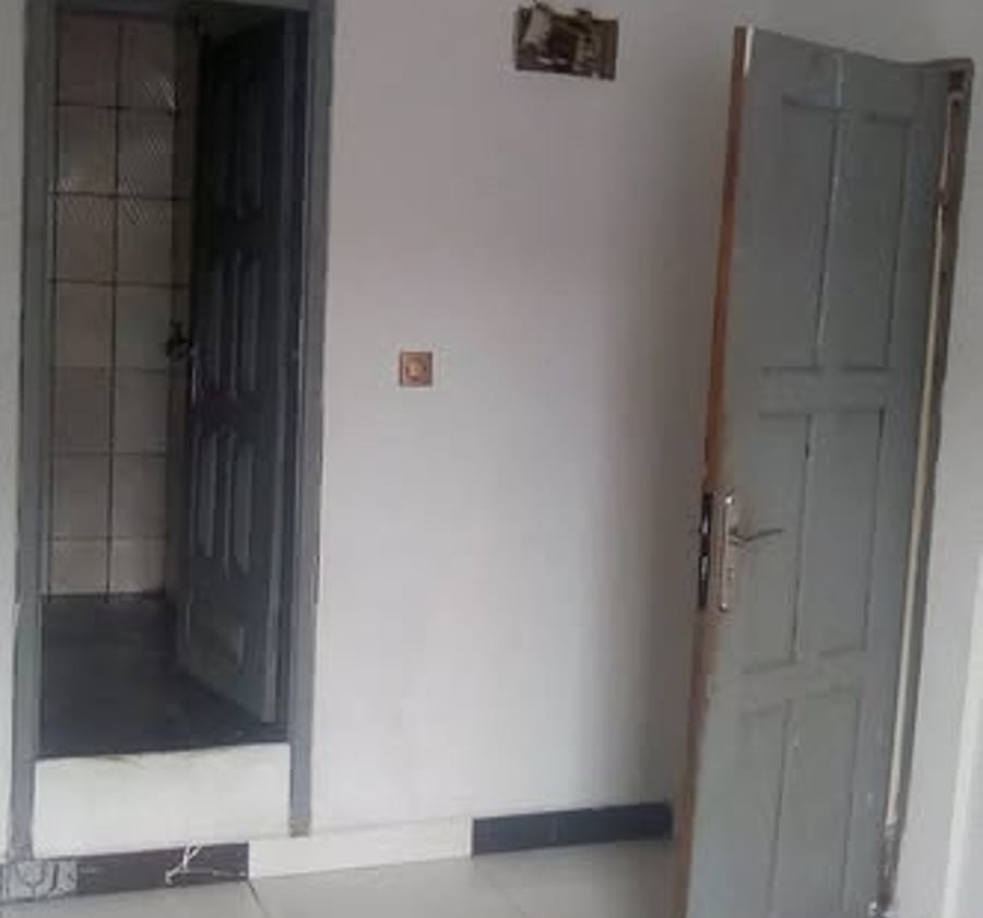 Chambre moderne à PK 9