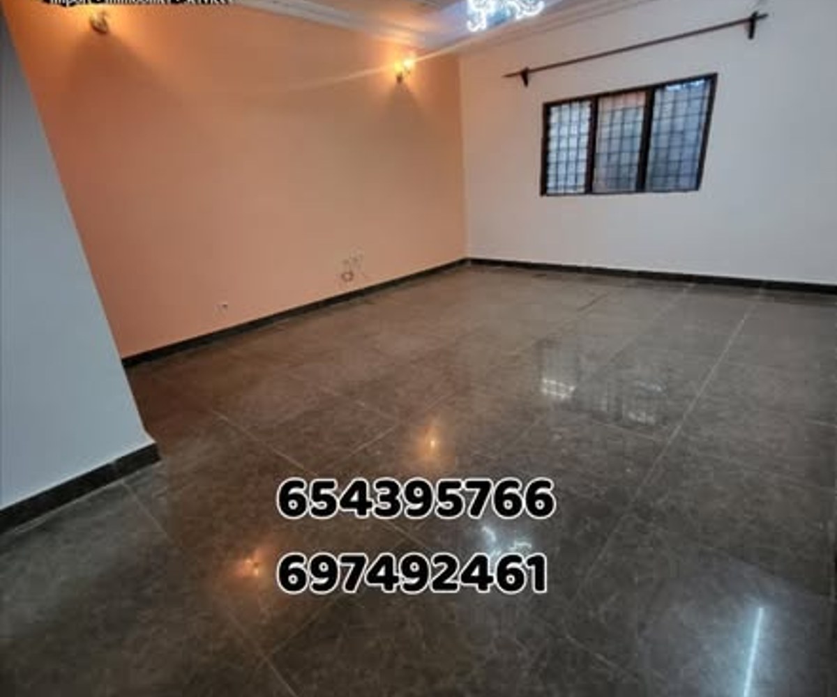 Appartement moderne à PK12, Douala