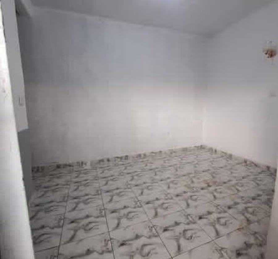 Chambre moderne à Odza Petit Marché - 30 000 XAF/mois