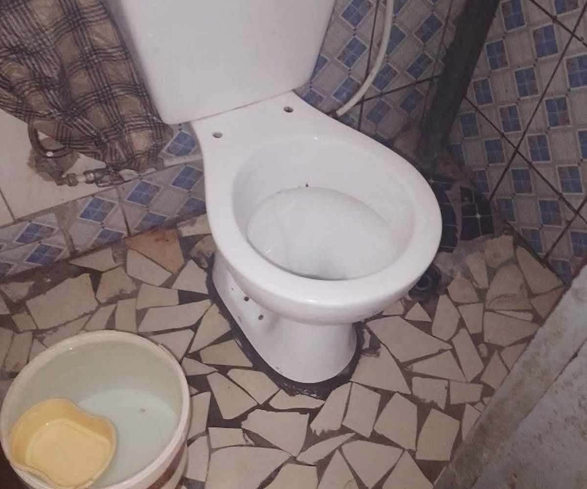 Chambre moderne - Marché Beedi, Douala