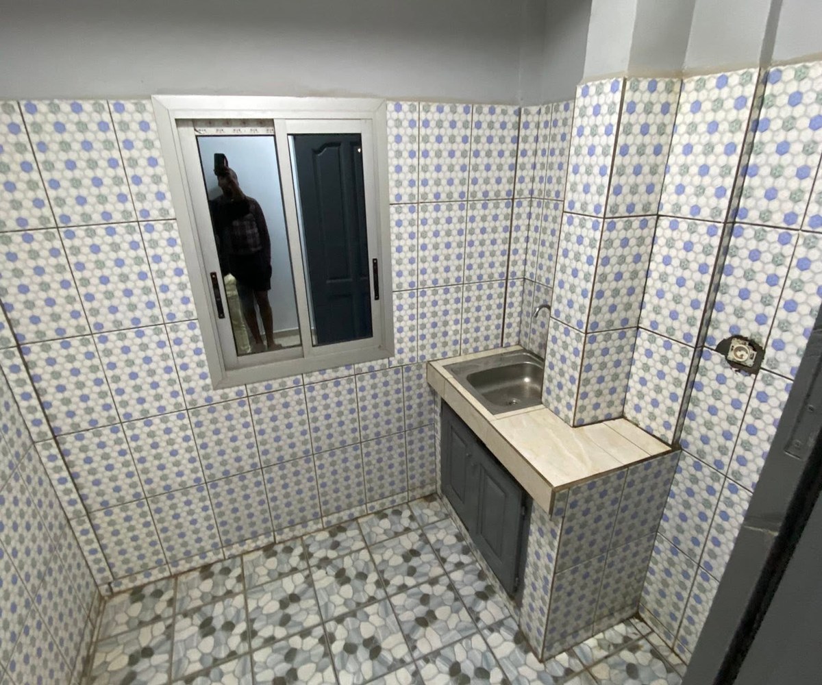 Studio moderne à louer - Terminus, Mimboman