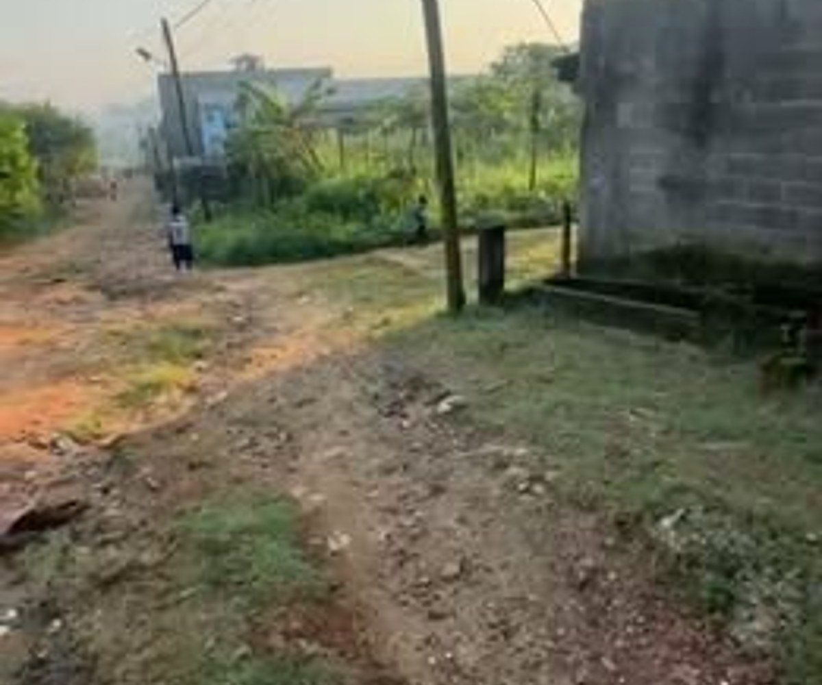 Terrain avec titre personnel à vendre - Logbessou Arisa