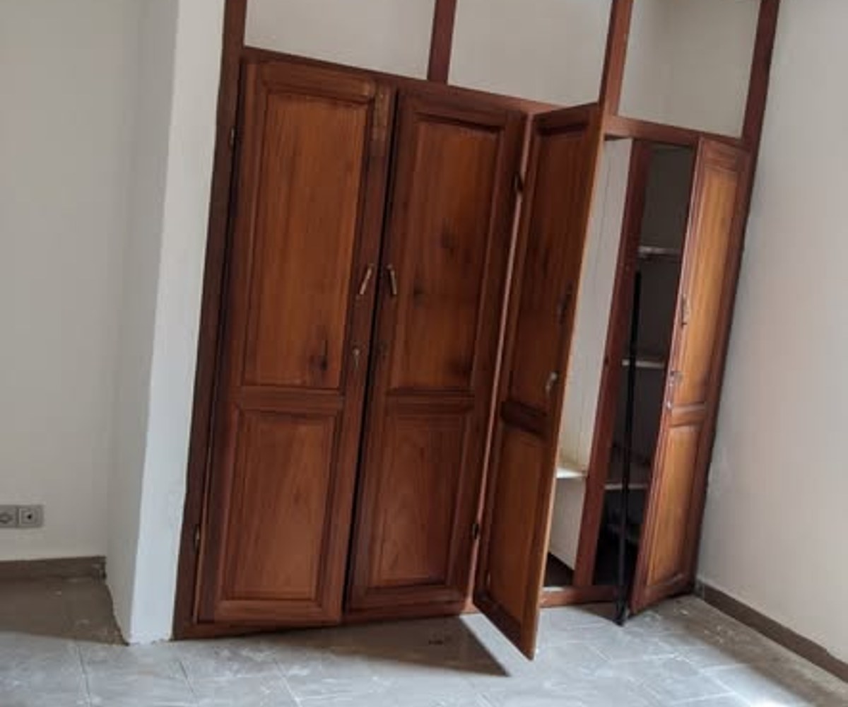 Appartement haut standing F2 - Awae Escalier