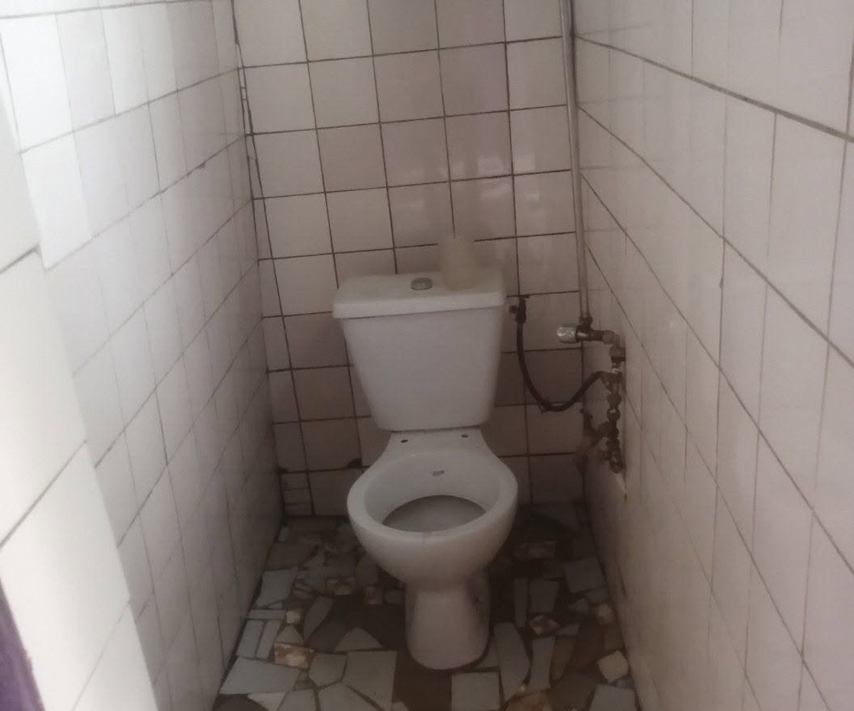 Vaste chambre moderne à louer - Ekounou