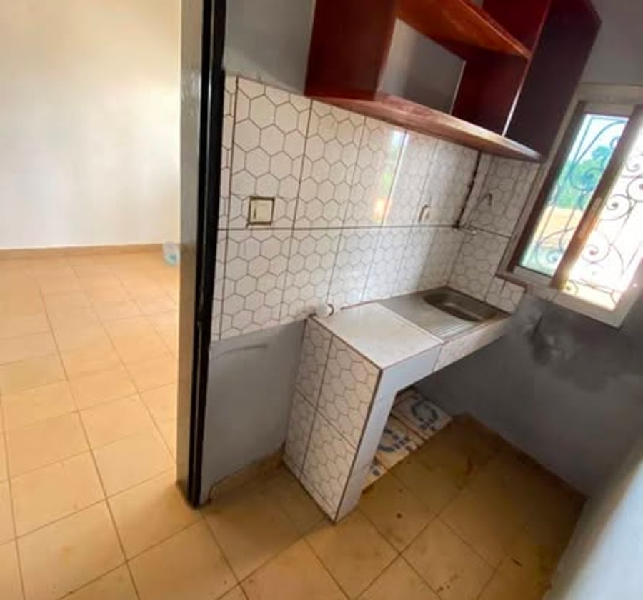 Appartement à 80 000 XAF - Eleveur, Yaoundé